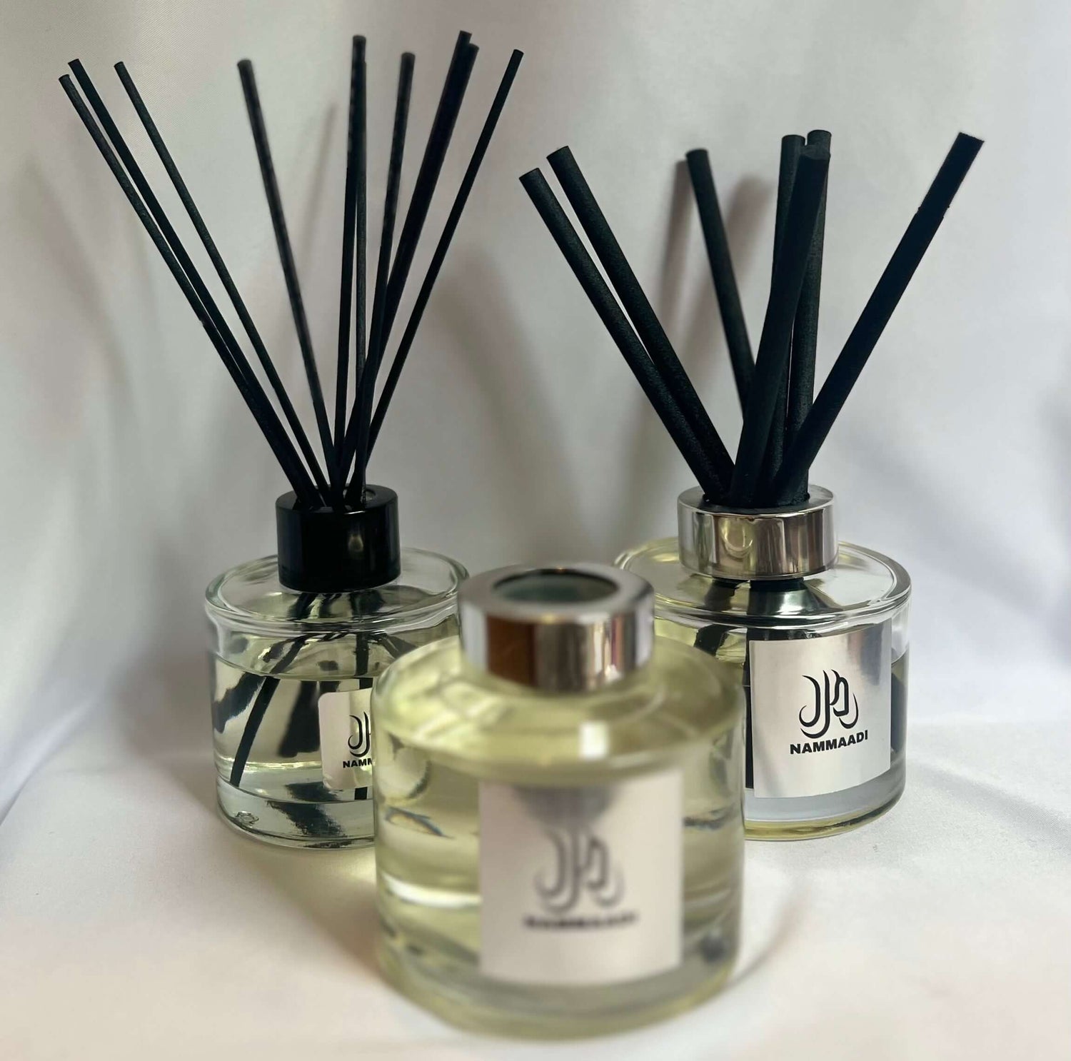 NAMMAADI Reed Diffusers - Elegant, Long-Lasting Fragrances for Your Home